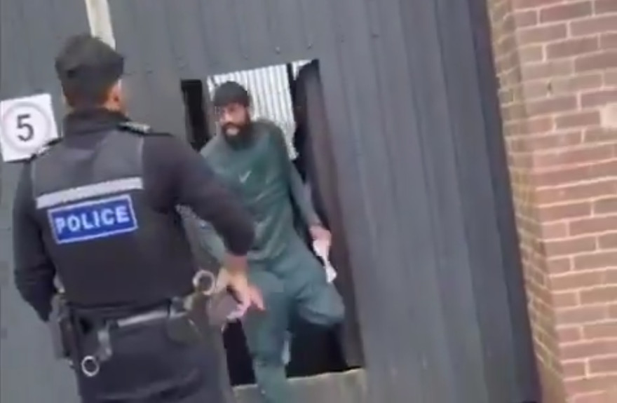 Video: Este hombre acababa de salir de prisión y miren lo que pasó