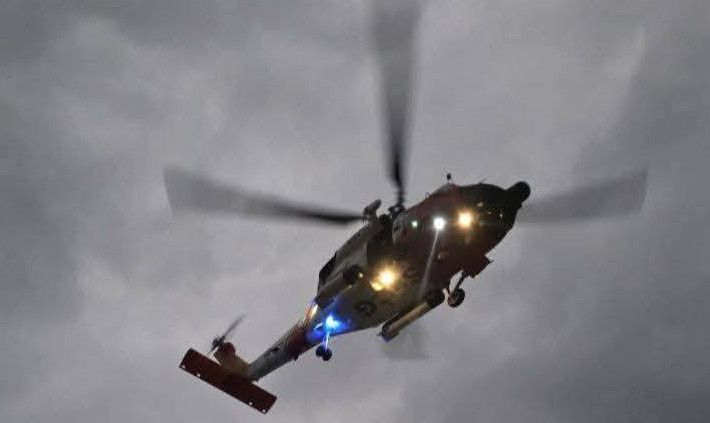 Video: Buscan a dos personas arrastradas por la corriente en Cueva del Indio en Arecibo