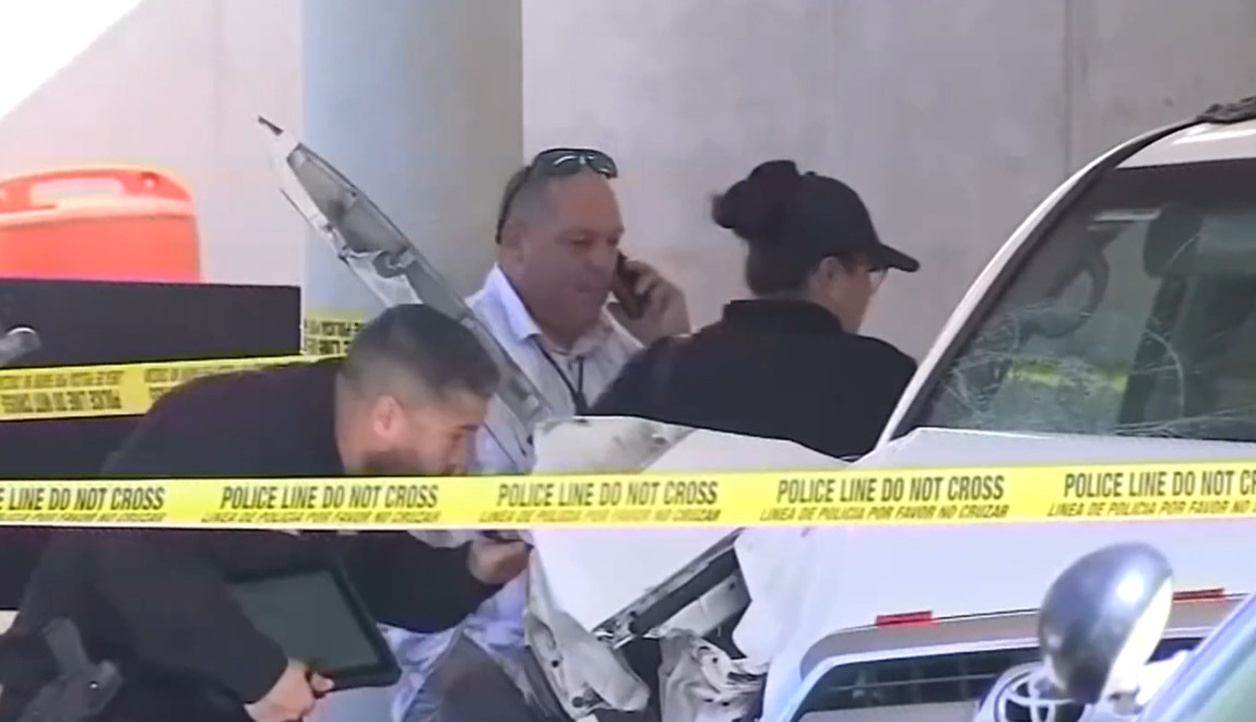 Video: Padre del gruero arrollado abandona sala tras desgarrador testimonio en tribunal