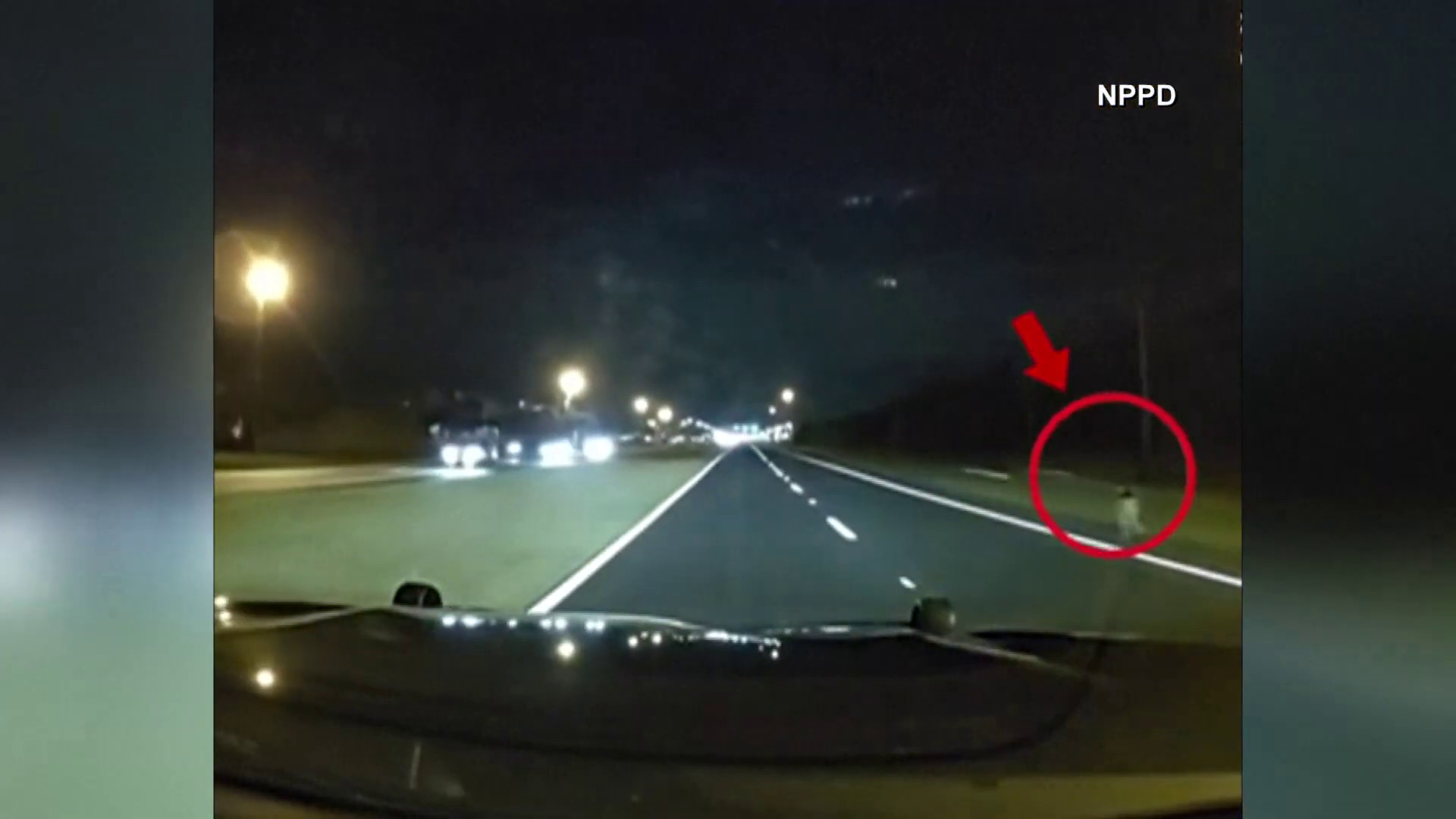 Video: Policía en Florida salva a un niño pequeño que estuvo a punto de ser atropellado por un carro