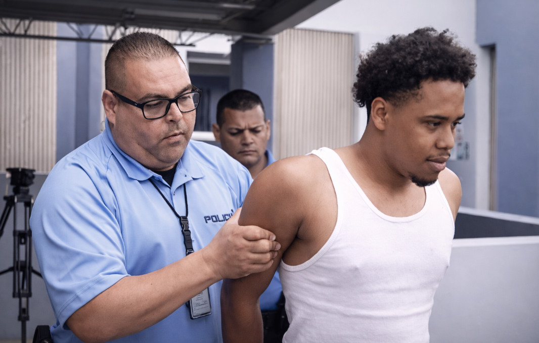 Video: Este hombre secuestro al chillo de su esposa en San Juan