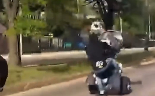 Video: Vea el desastre que creó este tipo solo por wheelear un Todo Terreno