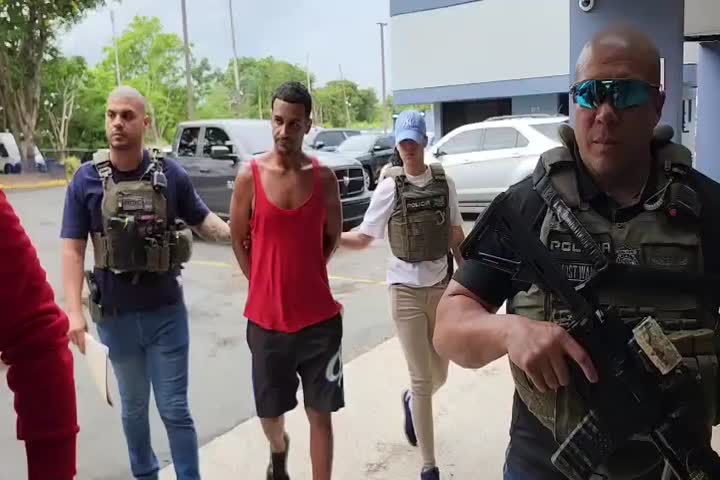 Video: Cae uno de los más buscados de San Juan en Loíza