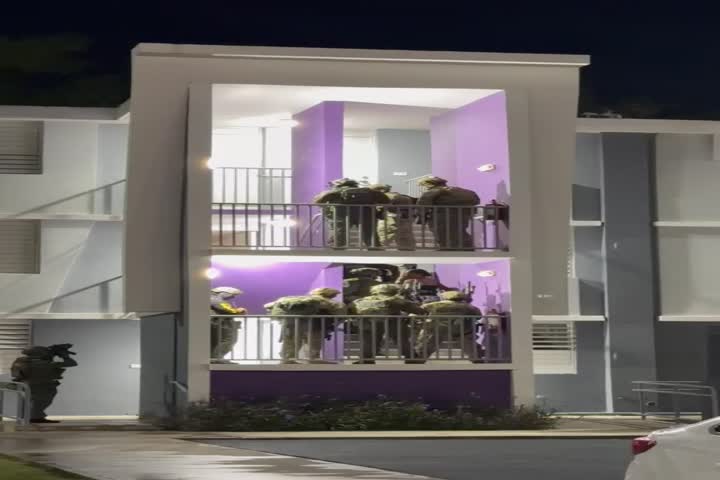 Video: La DEA llega con una ?Serenata? a ?Gatilleros y Bichotes? de caserío en San Juan