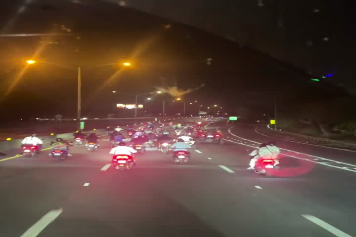 Video: Camionero en PR, salió cansado del trabajo y se encuentra con esto