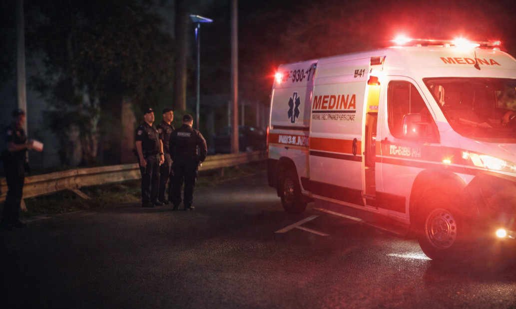 Video:Turista resulta herido tras ser arrollado por mujer policía en el expreso Baldorioty de Castro