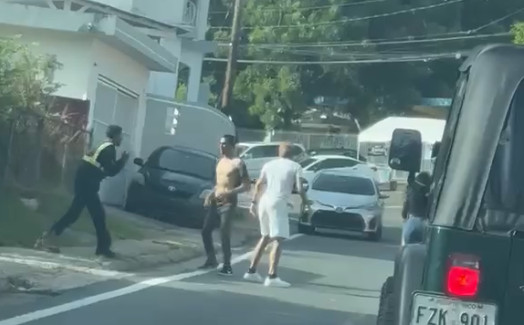 Video: Dos contra uno en medio de la calle e Manati