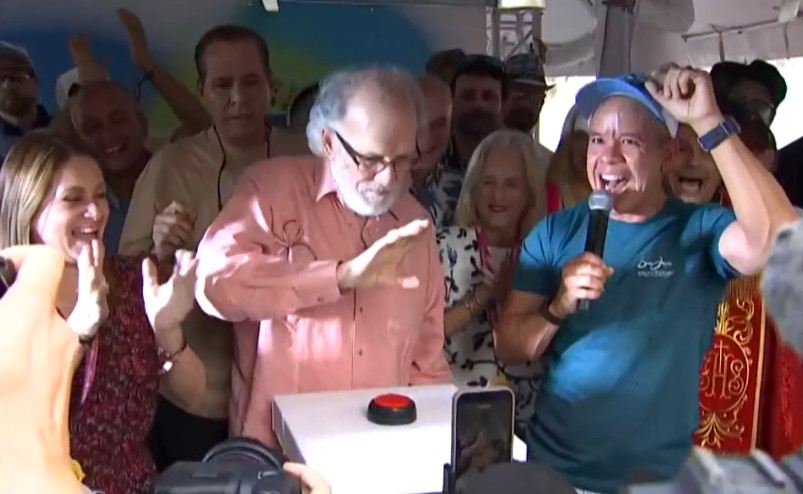 Video: Jacobo Morales inaugura oficialmente las Fiestas de la Calle San Sebastián